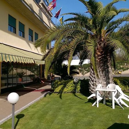 Hotel Laurence روما المظهر الخارجي الصورة