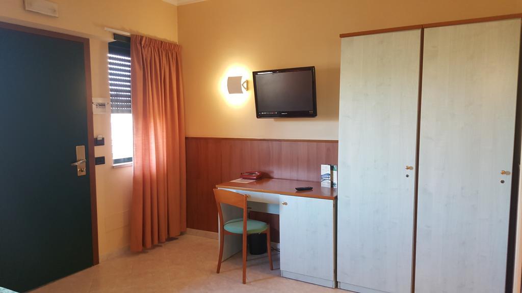 Hotel Laurence روما المظهر الخارجي الصورة