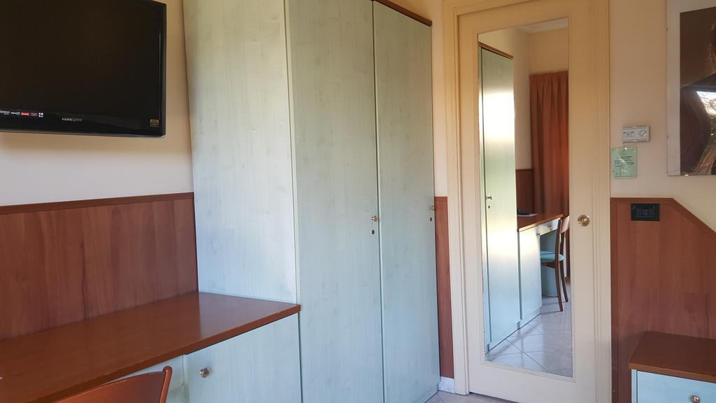 Hotel Laurence روما المظهر الخارجي الصورة