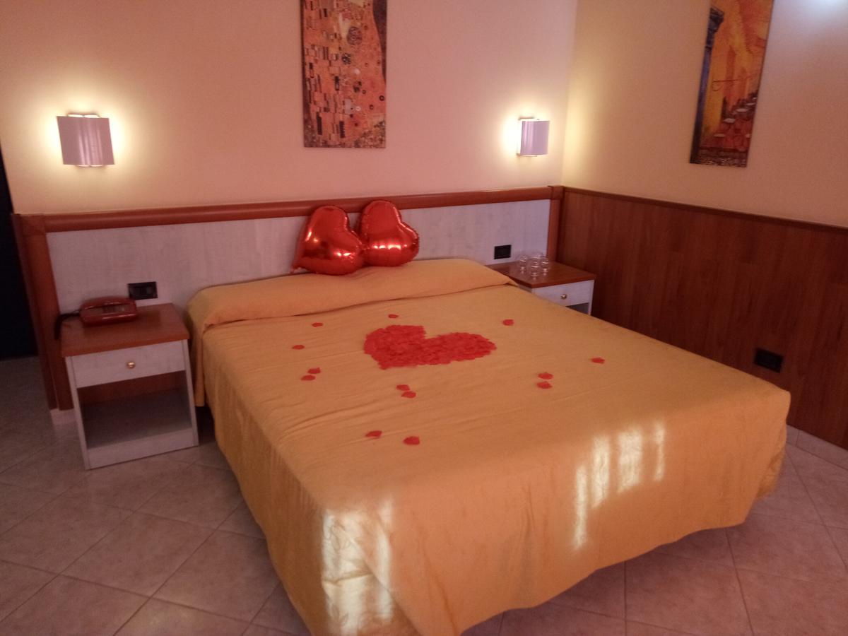 Hotel Laurence روما المظهر الخارجي الصورة