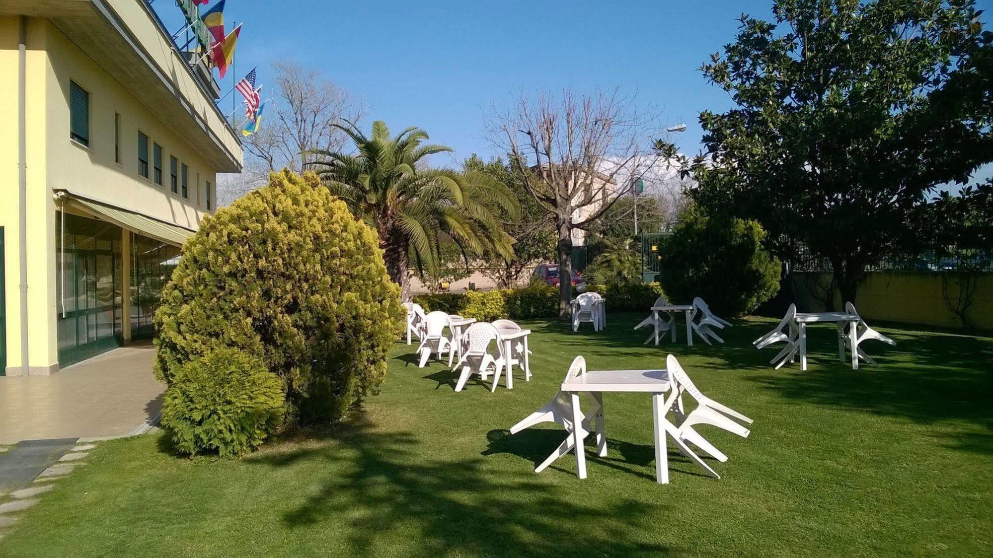 Hotel Laurence روما المظهر الخارجي الصورة