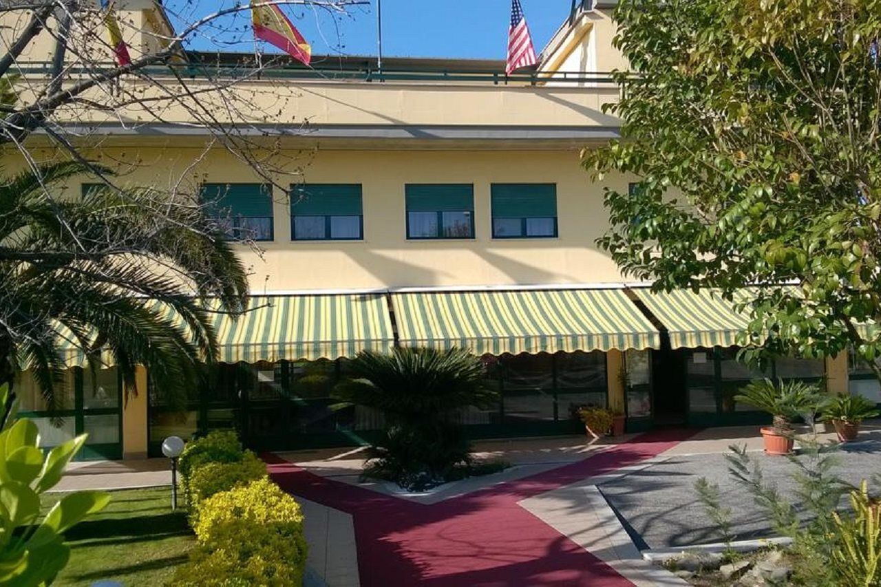 Hotel Laurence روما المظهر الخارجي الصورة