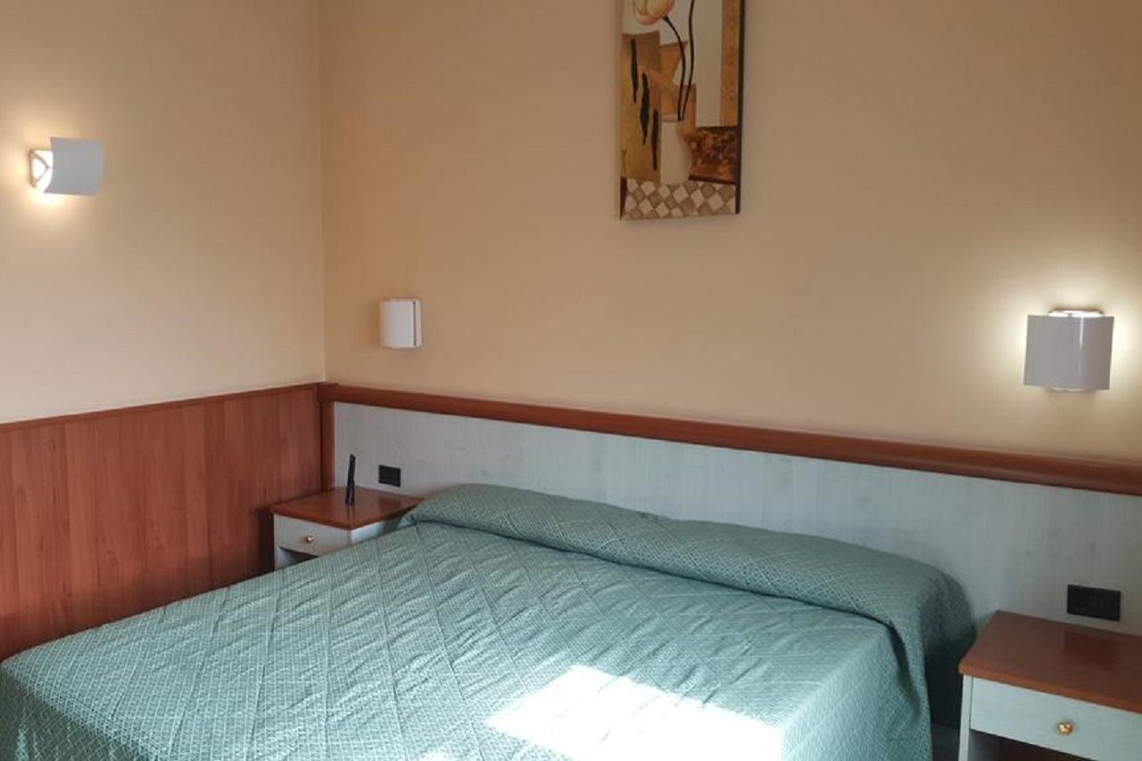 Hotel Laurence روما المظهر الخارجي الصورة